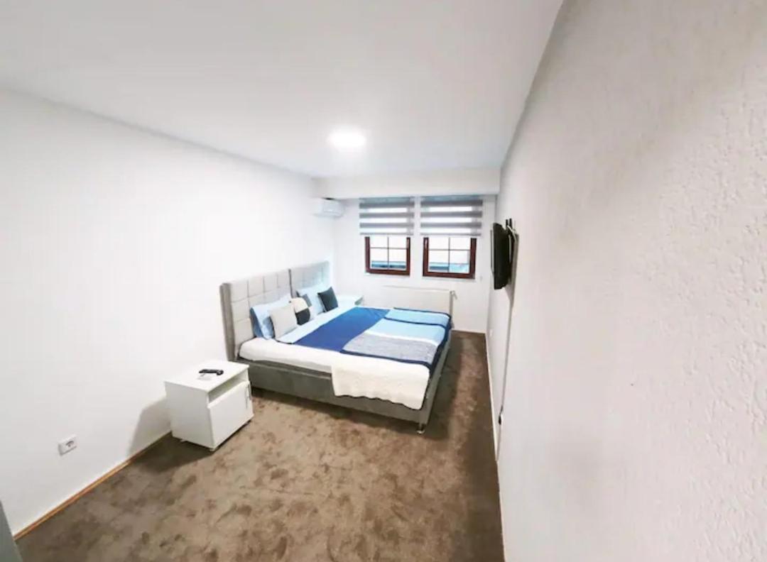 Apartments Room Marrakech Сараево Экстерьер фото